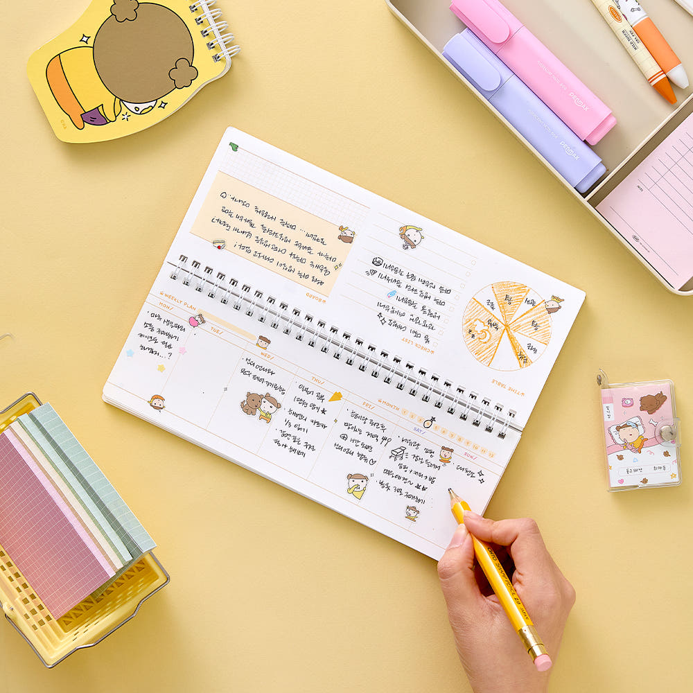 Weekly Planner – Little Maru